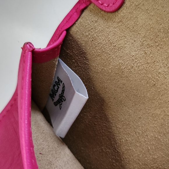 💥MCM Crossbody wallet💥 - Picture 4 of 6